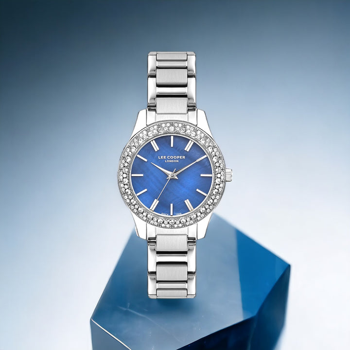 Analog Women's Watch - LC07869.390